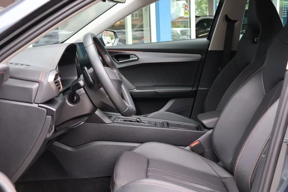 Cupra Formentor 1.4 e-Hybrid SOH 100% Camera Memory-stoele uit 2024, foto 20