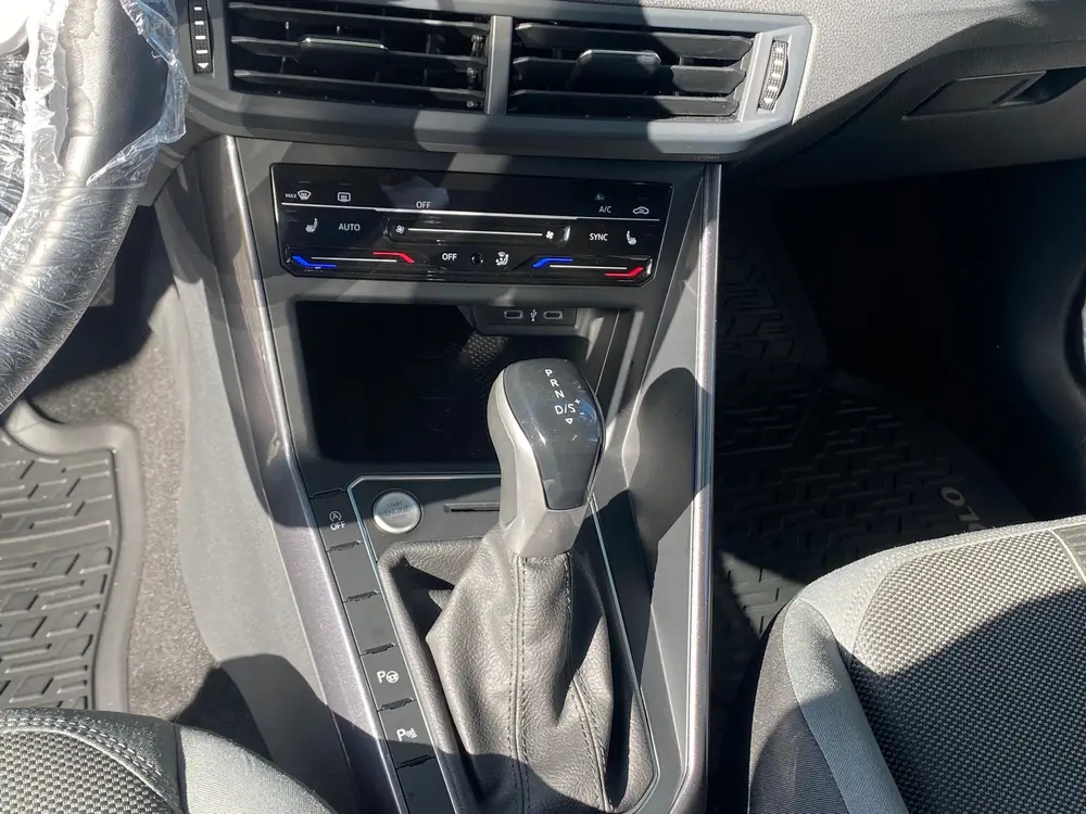 Volkswagen Polo 1.0 TSI Style DSG Pano Beats Keyless Led IQ. uit 2022, foto 12