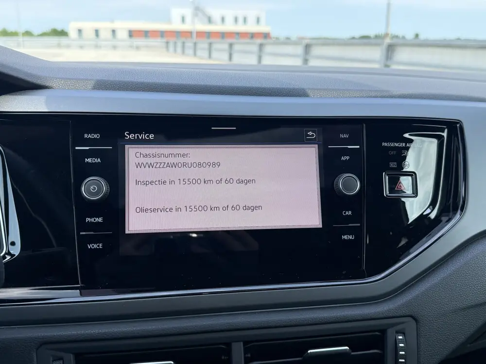 Volkswagen Polo 1.0 TSI DSG R-Line | Pano | IQ | Clima | Cam uit 2024, foto 14
