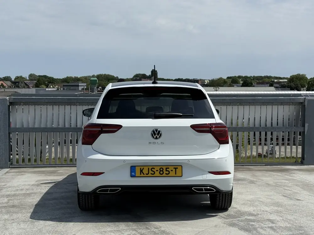 Volkswagen Polo 1.0 TSI DSG R-Line | Pano | IQ | Clima | Cam uit 2024, foto 16