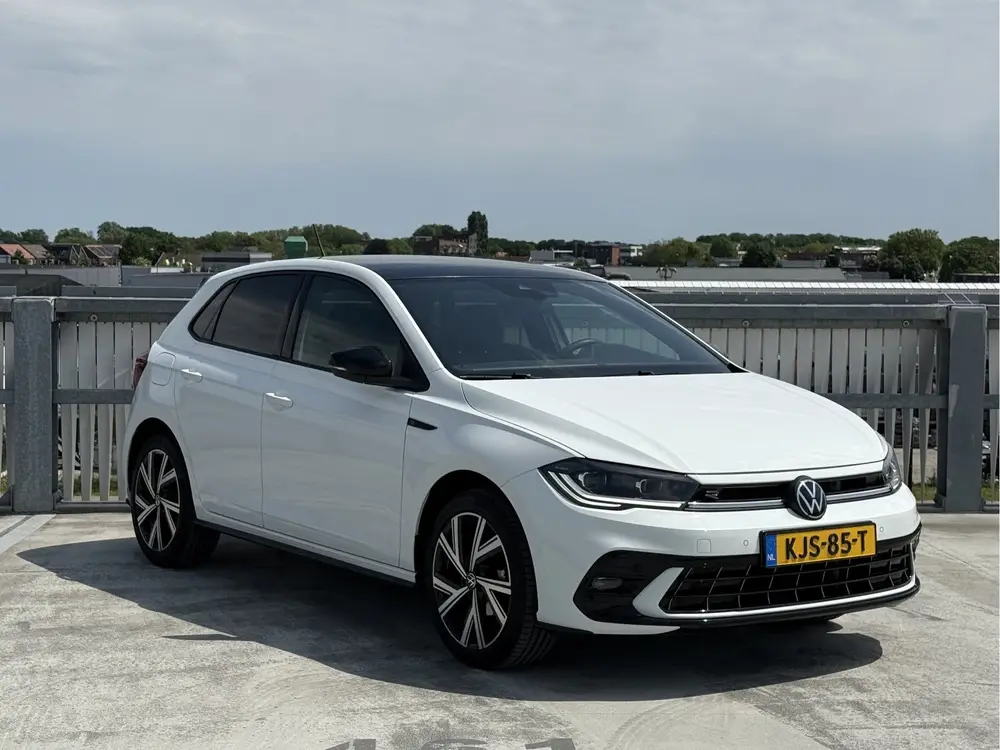 Volkswagen Polo 1.0 TSI DSG R-Line | Pano | IQ | Clima | Cam uit 2024, foto 3