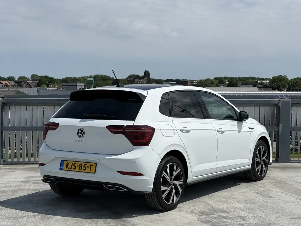 Volkswagen Polo 1.0 TSI DSG R-Line | Pano | IQ | Clima | Cam uit 2024, foto 4