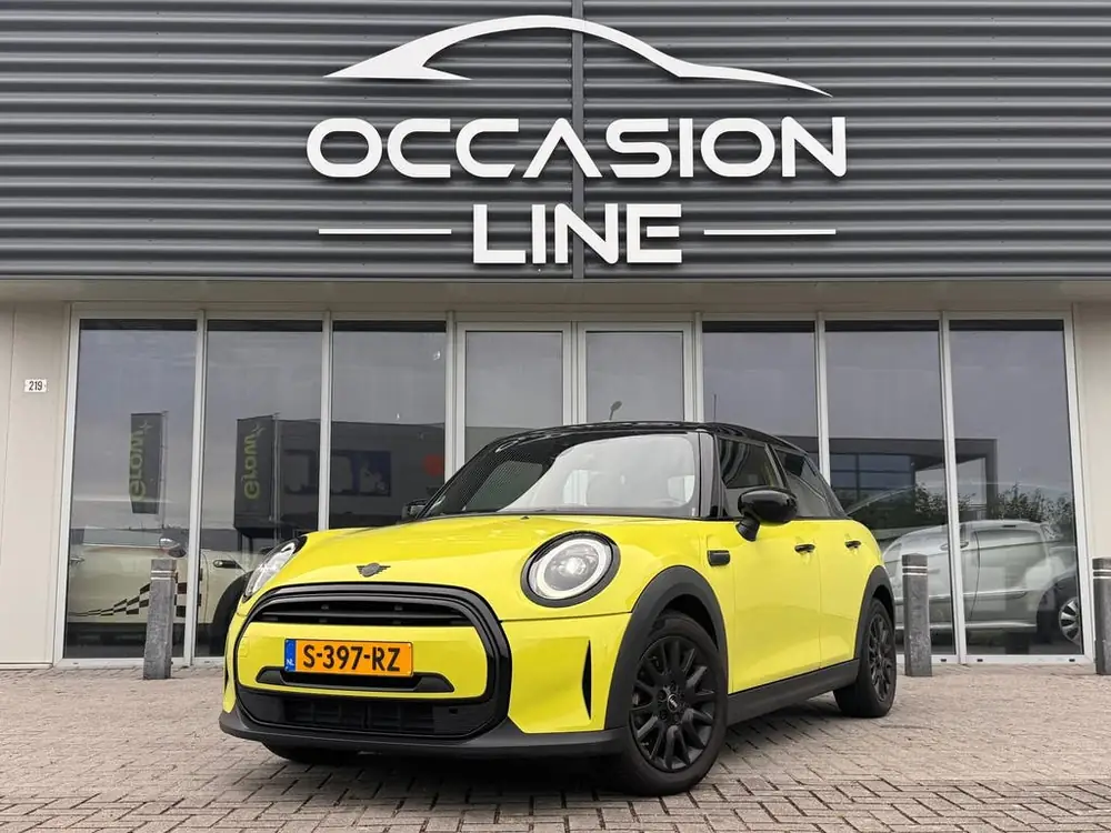 Mini Cooper 5-Deurs 1.5 Cooper Camden Go Edition | Automaat | Camer uit 2023