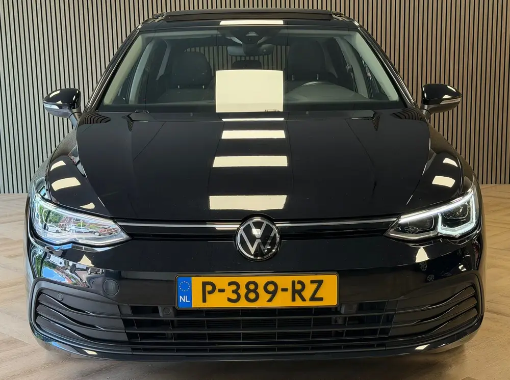Volkswagen Golf 1.5 eTSI DSG PANO MASSAGE CAMERA VIRTUAL COC uit 2021, foto 2