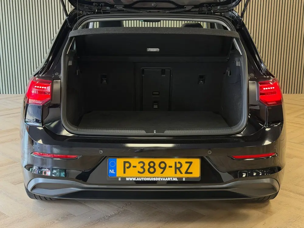 Volkswagen Golf 1.5 eTSI DSG PANO MASSAGE CAMERA VIRTUAL COC uit 2021, foto 6