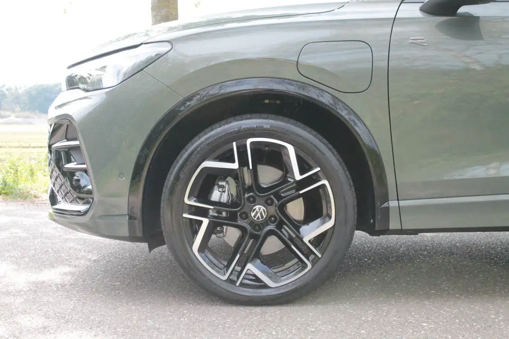 Volkswagen Tiguan 1.5 eHybrid R-Line Business | IQ | Pano | uit 2025, foto 8