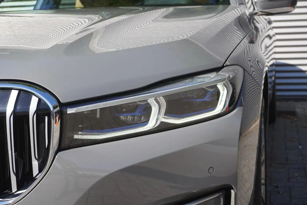 BMW 7-serie Limousine 745Le xDrive High Executive uit 2020, foto 20
