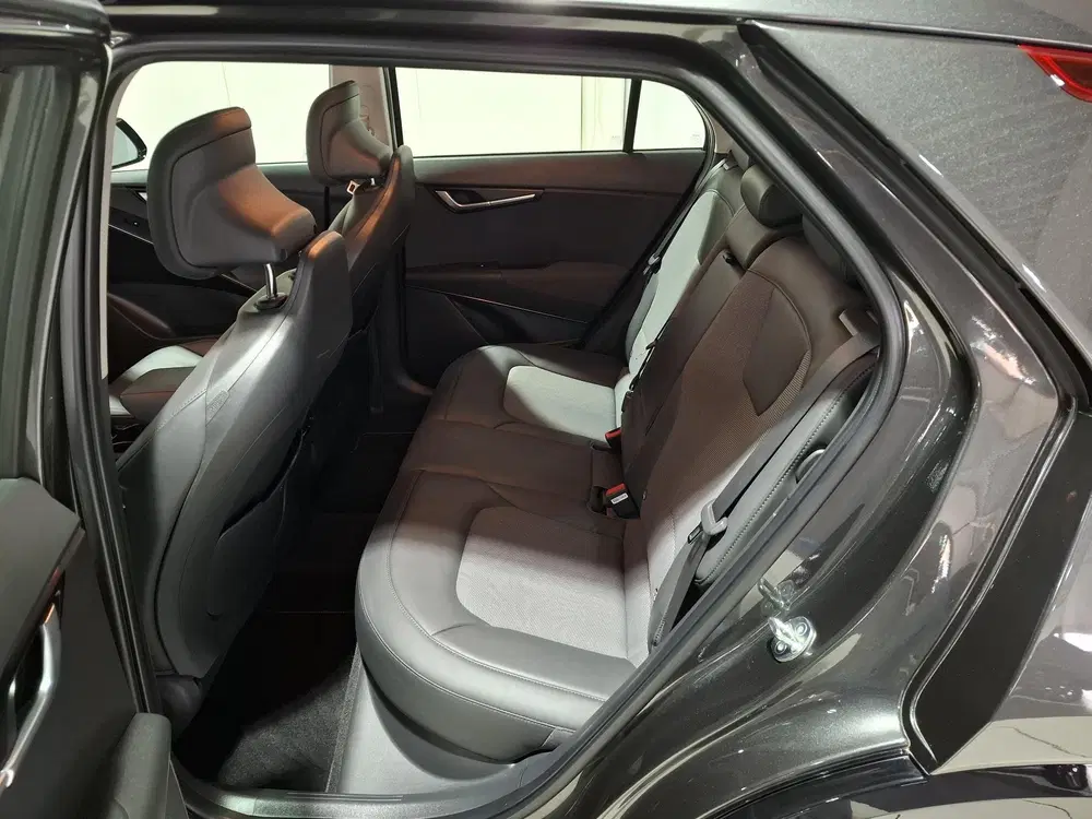 Kia Niro 1.6 GDi PHEV DynamicLine SOH 90.2% uit 2023, foto 12