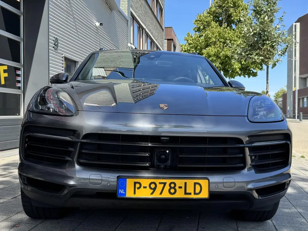Porsche Cayenne 3.0 E-Hybrid SPORT uit 2020, foto 14