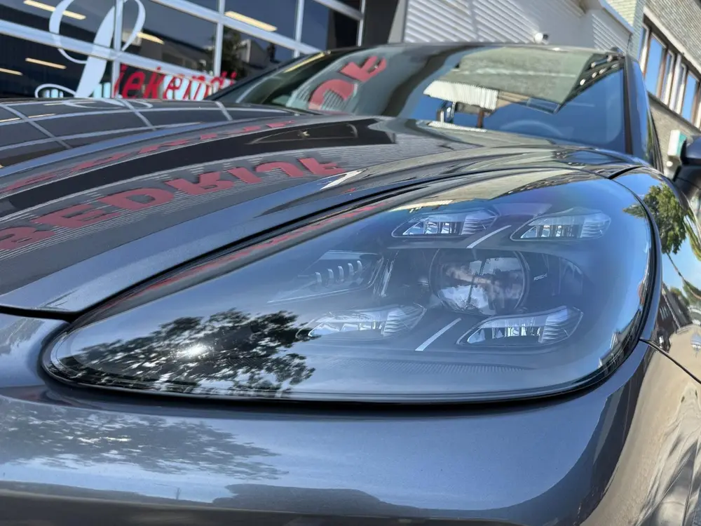 Porsche Cayenne 3.0 E-Hybrid SPORT uit 2020, foto 20
