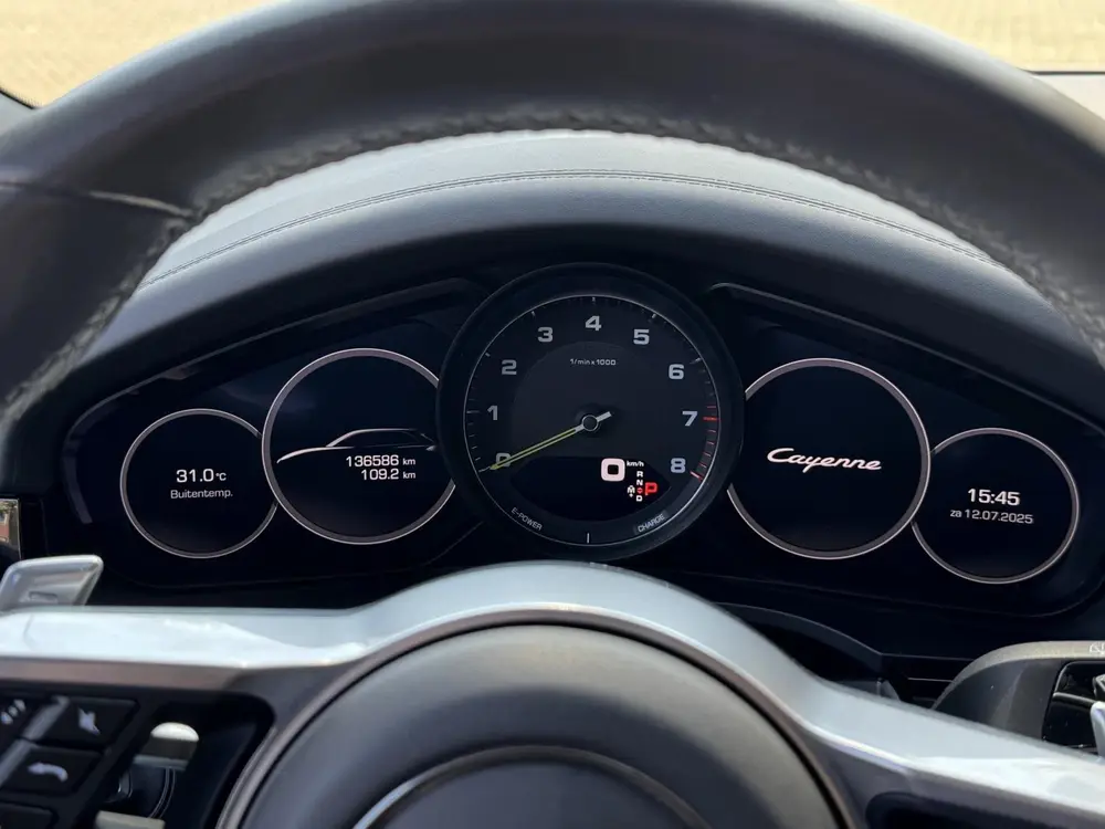 Porsche Cayenne 3.0 E-Hybrid SPORT uit 2020, foto 3
