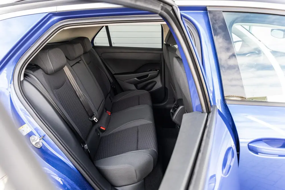 Volkswagen T-Roc 1.5 eTsi 115pk Limited Edition | Comfort Pa uit 2026, foto 18