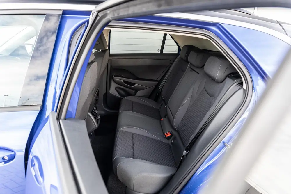 Volkswagen T-Roc 1.5 eTsi 115pk Limited Edition | Comfort Pa uit 2026, foto 6