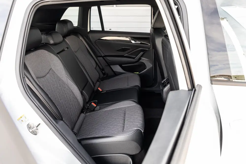 Volkswagen Tiguan 1.5 eHybrid 204pk Limited Edition | Trekha uit 2026, foto 19