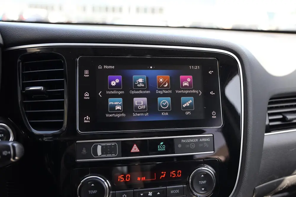Mitsubishi Outlander 2.4 PHEV Pure+|Camera|Trekhaak|PDC| uit 2019, foto 11