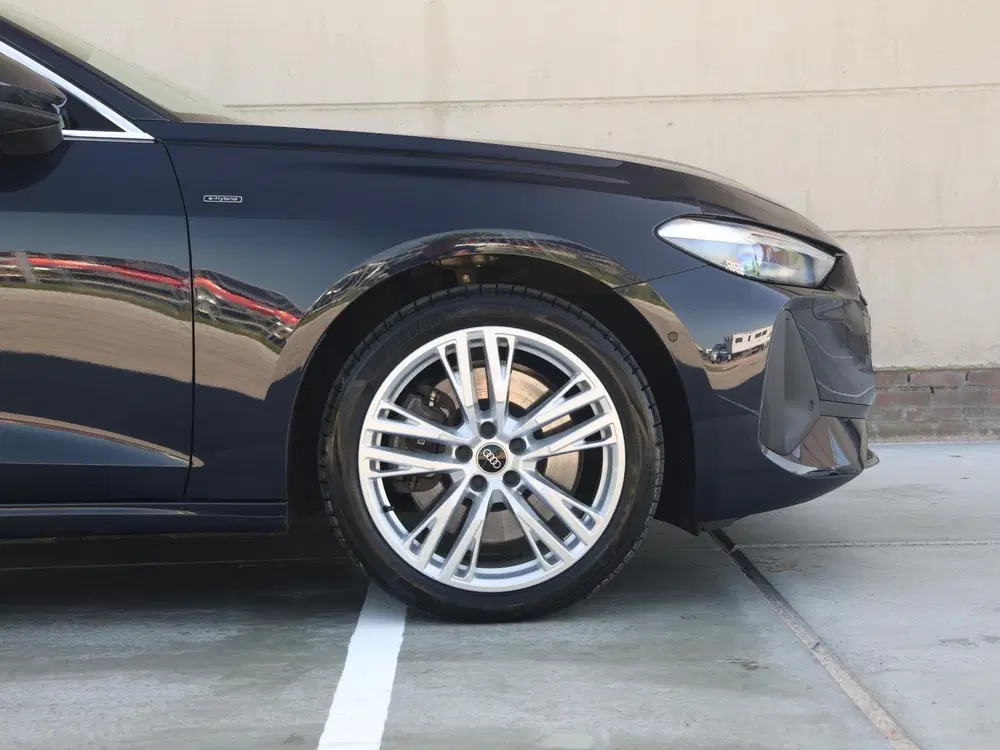 Audi A5 2.0 e-hybrid299 pk quattro Advanced editio uit 2025, foto 15