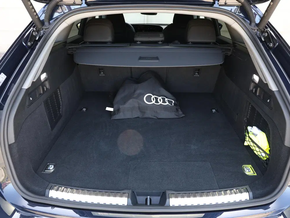 Audi A5 2.0 e-hybrid299 pk quattro Advanced editio uit 2025, foto 19