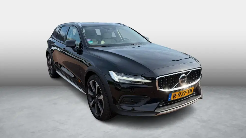 Volvo V60 Cross Country 2.0 B5 AWD Pro uit 2022, foto 3
