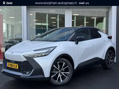 Toyota C-Hr 1.8 Hybrid 140 Style Bi-Tone uit 2024