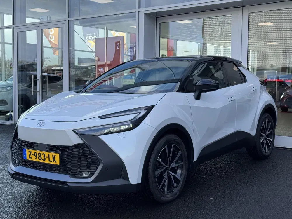 Toyota C-Hr 1.8 Hybrid 140 Style Bi-Tone uit 2024, foto 4