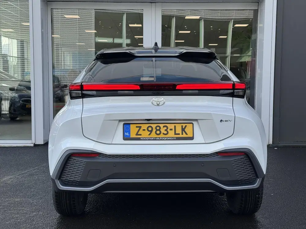 Toyota C-Hr 1.8 Hybrid 140 Style Bi-Tone uit 2024, foto 5