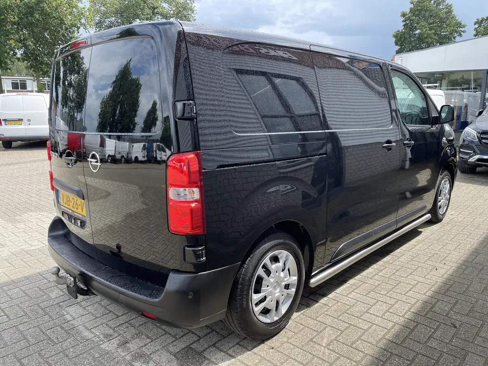 Opel Vivaro 1.5 CDTI 120pk L2H1 Edition uit 2021, foto 13