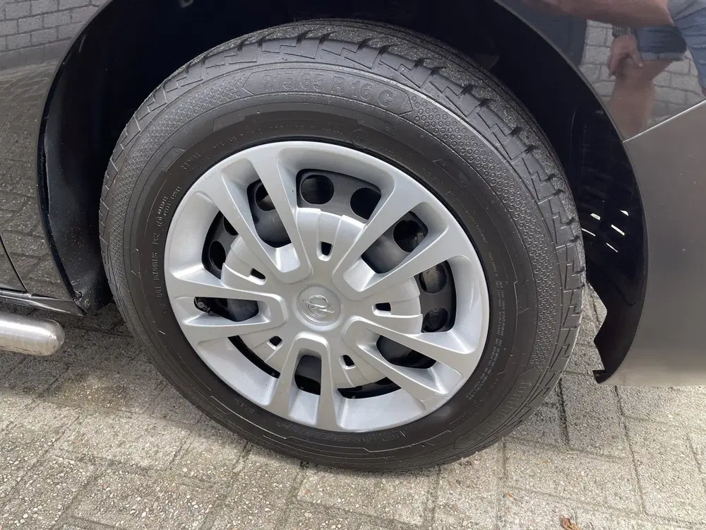 Opel Vivaro 1.5 CDTI 120pk L2H1 Edition uit 2021, foto 7