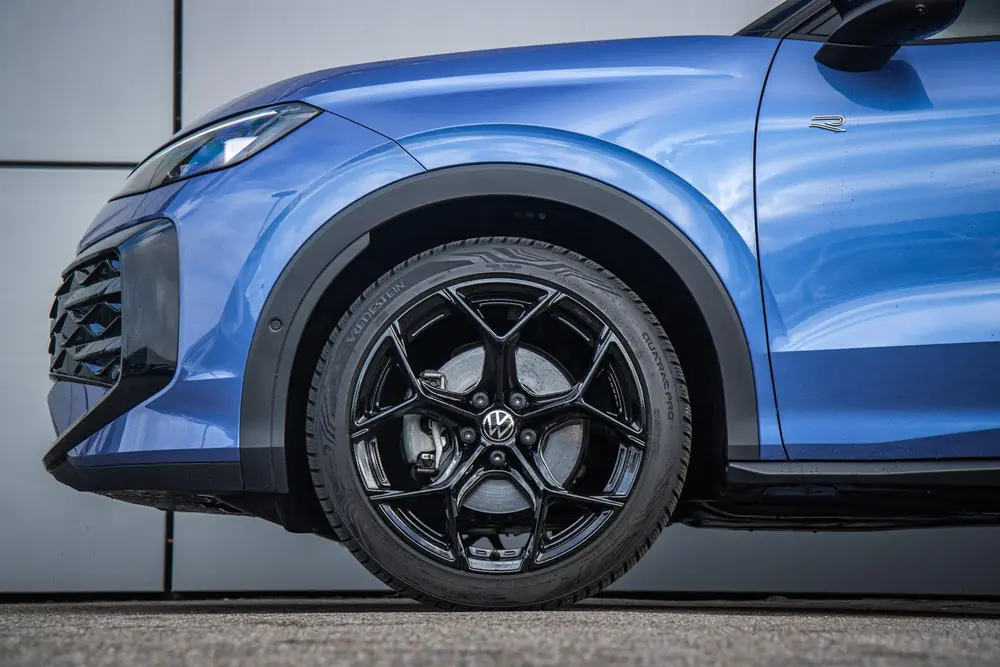 Volkswagen T-Roc 1.5 eTSI 150pk DSG R-Line First Edition | B uit 2025, foto 11