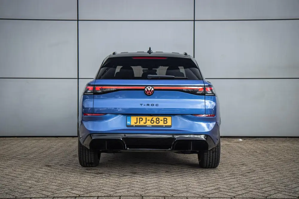 Volkswagen T-Roc 1.5 eTSI 150pk DSG R-Line First Edition | B uit 2025, foto 16
