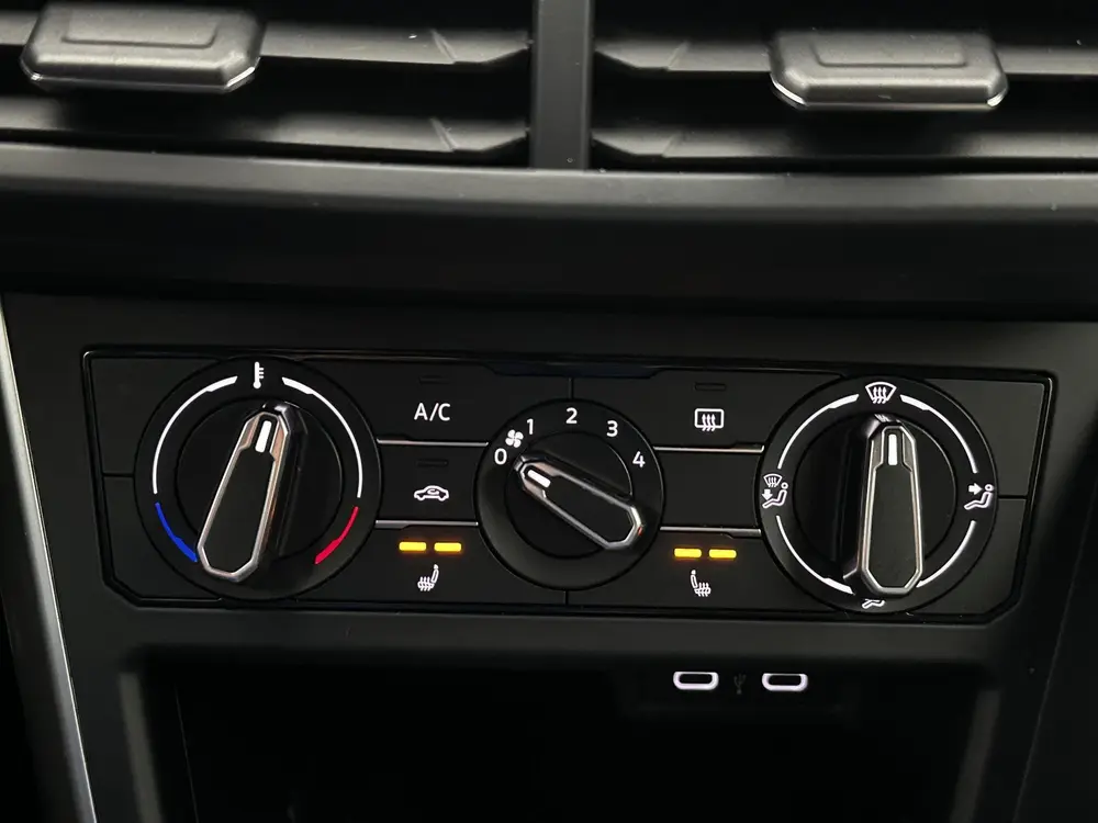 Volkswagen Polo 1.0 TSI R-Line Virtual Camera Keyless Navi D uit 2023, foto 14