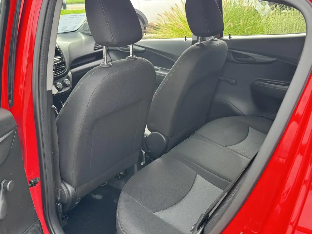 Opel Karl 1.0 ecoFLEX Edition uit 2019, foto 7