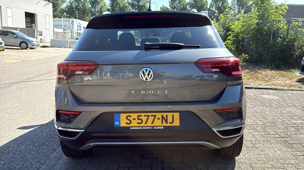 Volkswagen T-Roc 1.5 TSI Automaat Sport R-Line Pano Navi Car uit 2019, foto 4
