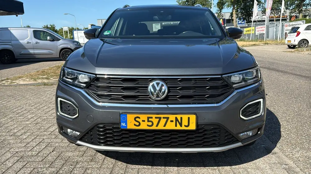 Volkswagen T-Roc 1.5 TSI Automaat Sport R-Line Pano Navi Car uit 2019, foto 8