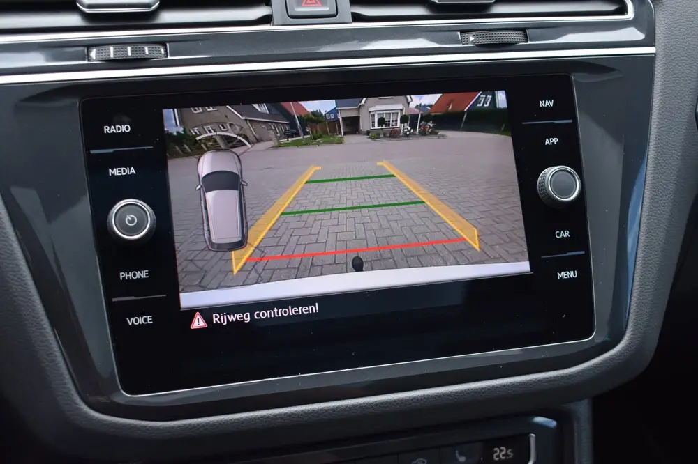 Volkswagen Tiguan 1.5 TSI ACT R-Line | TREKHAAK | CAMERA | S uit 2020, foto 12