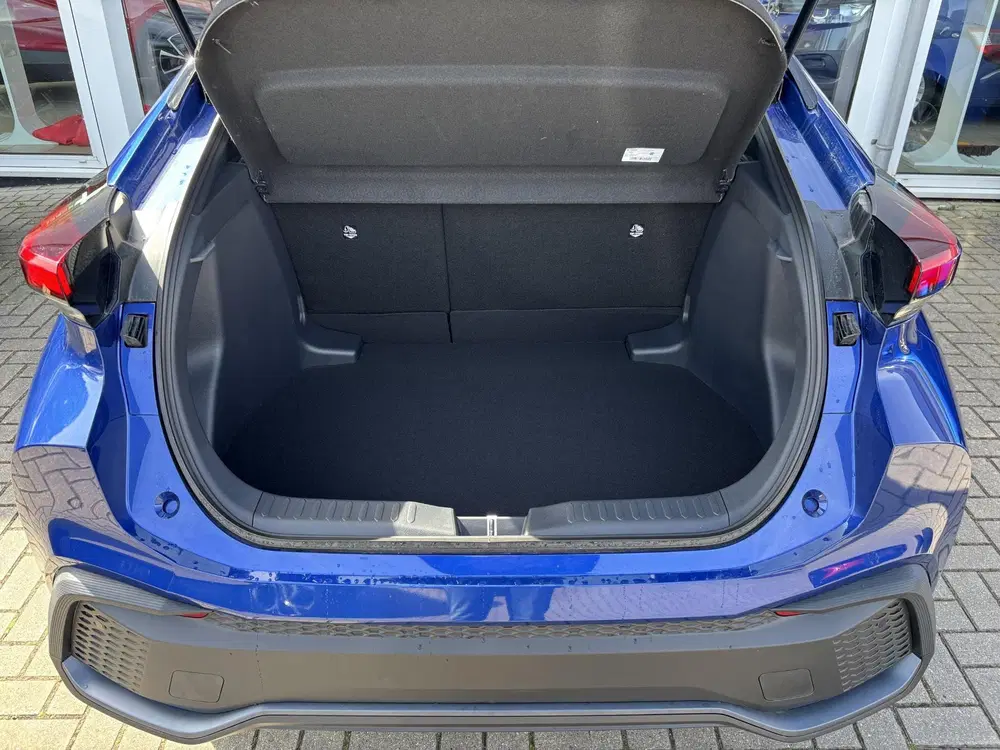 Toyota C-Hr 1.8 Hybrid 140 Active Prijs inclusief 2000 uit 2026, foto 12