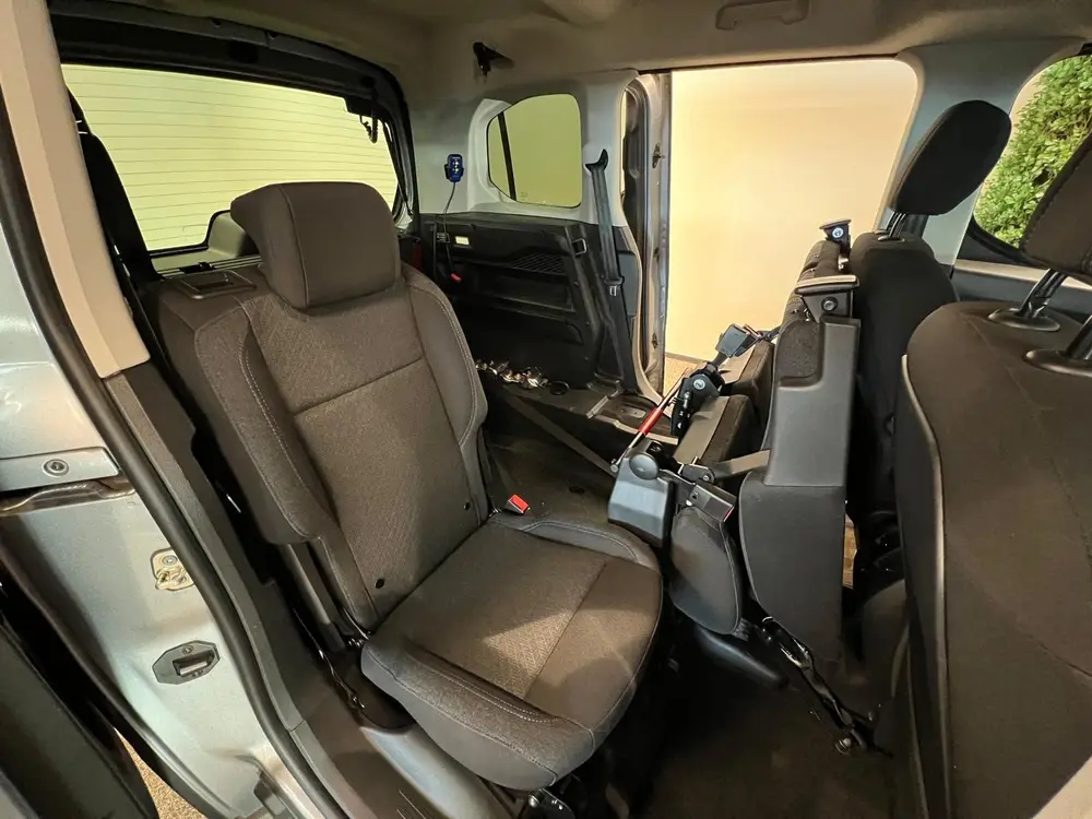 Peugeot Rifter L1 Rolstoelauto Automaat 3+1 of 5+0 uit 2021, foto 11