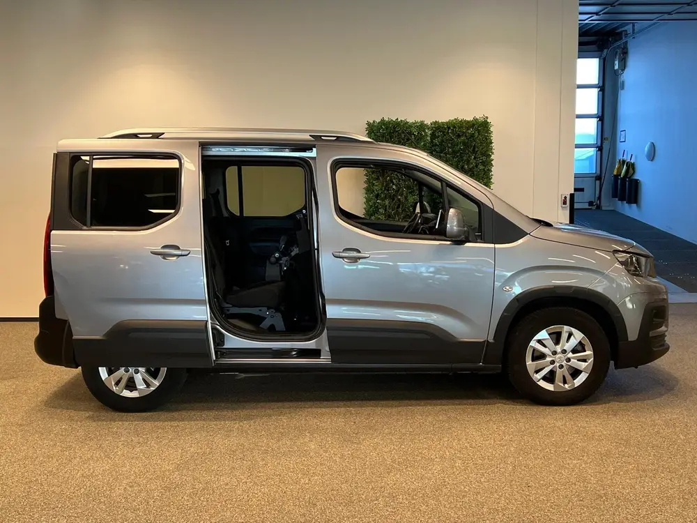 Peugeot Rifter L1 Rolstoelauto Automaat 3+1 of 5+0 uit 2021, foto 8