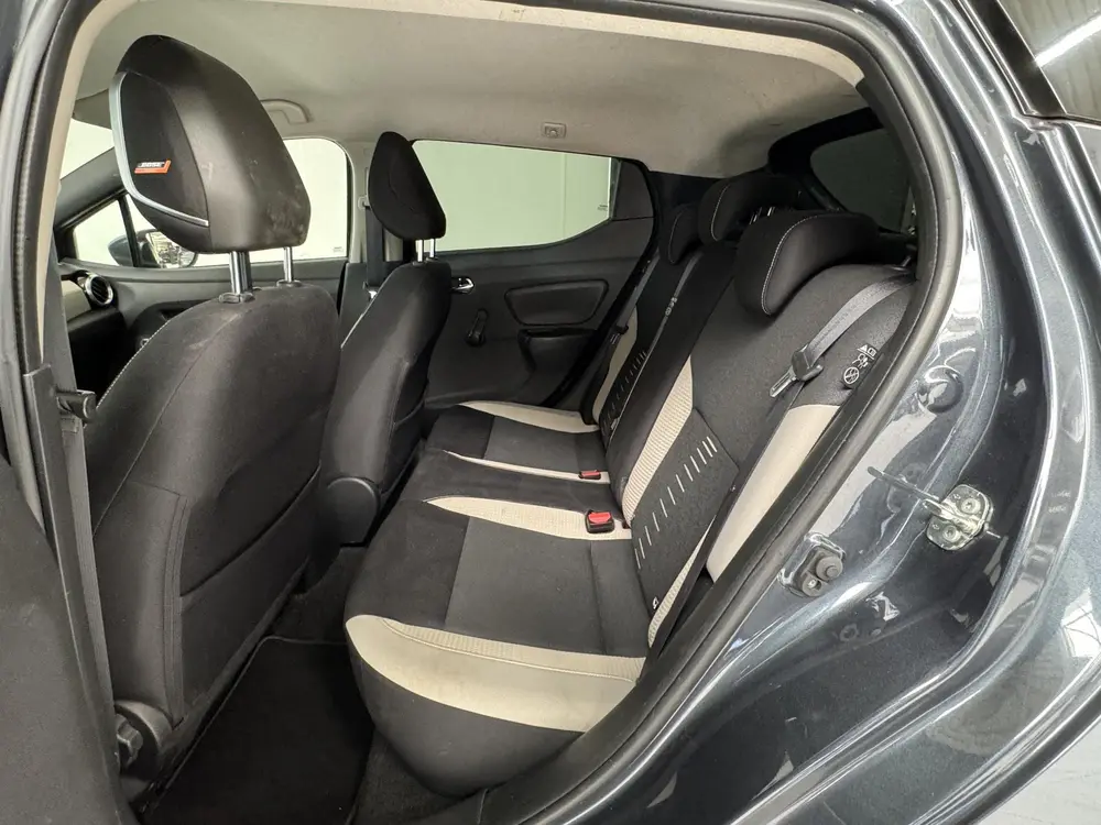 Nissan Micra 0.9 IG-T Tekna | BOSE-Audiosysteem | | Navigati uit 2019, foto 8