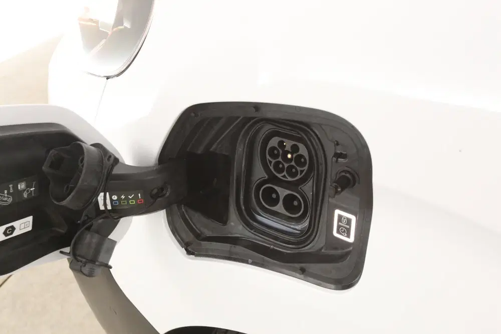 Opel Vivaro Peugeot E-Expert 75 kWh L3H1 uit 2023, foto 7