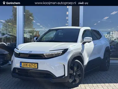 Toyota Urban Cruiser Executive 61 kWh uit 2026