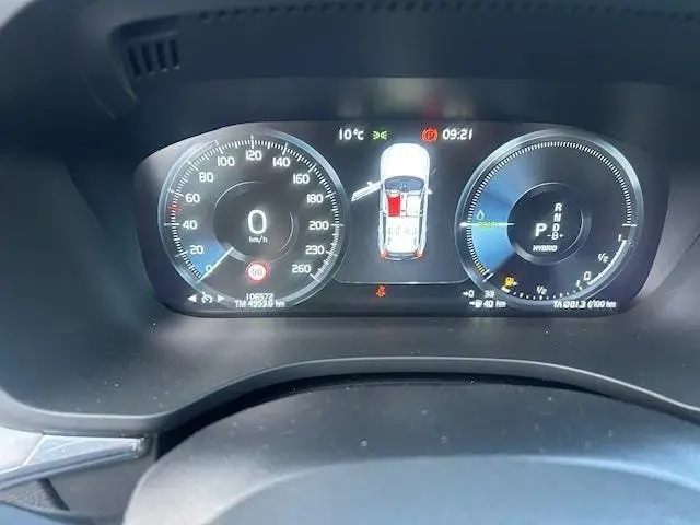 Volvo XC60 2.0 T8 Twin Engine AWD Momentum Pro uit 2019, foto 18