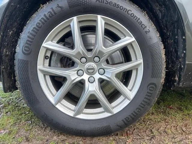 Volvo XC60 2.0 T8 Twin Engine AWD Momentum Pro uit 2019, foto 2