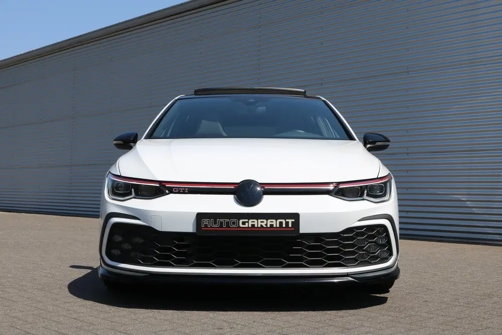 Volkswagen Golf 2.0 TSI GTI DSG (Panoramadak Sportinterieur uit 2020, foto 2