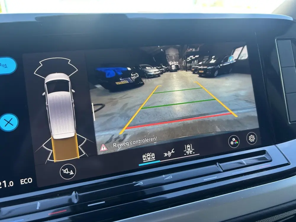 Volkswagen Multivan 1.4 eHybrid L2H1 Life | SOH 91% I 6 PERS uit 2023, foto 16