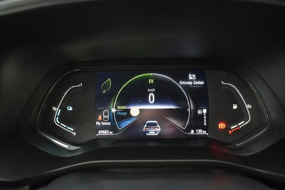 Renault Arkana E-Tech Hybrid 145 Intens uit 2021, foto 12