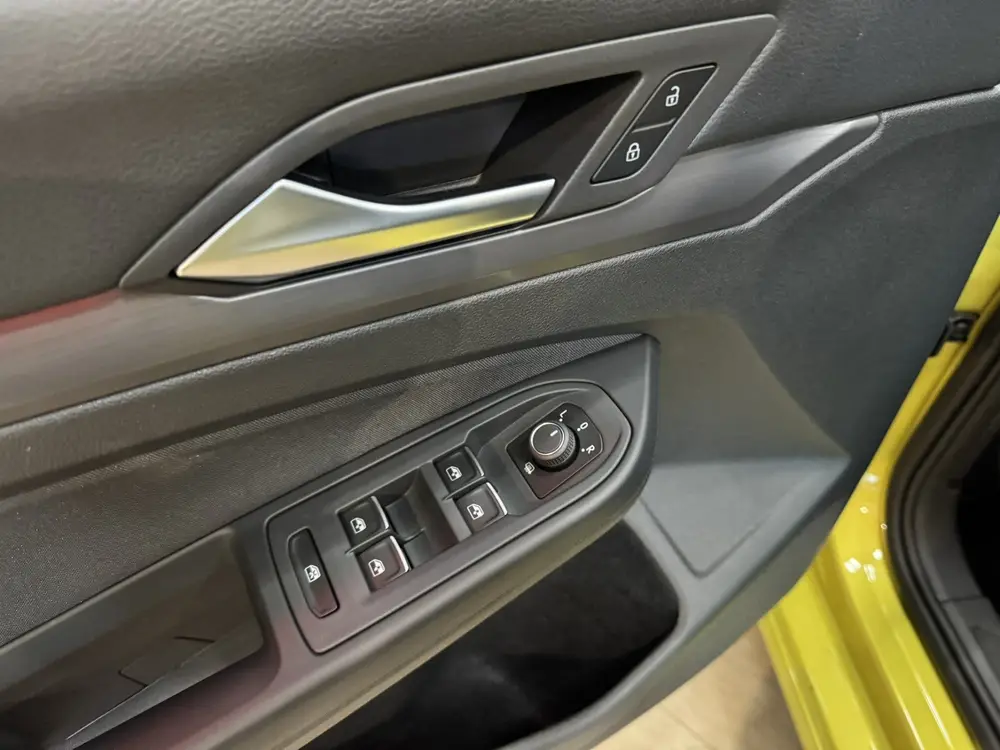 Volkswagen Golf 1.5 eTSI Style Airco ECC | IQ LED Light | Pa uit 2020, foto 14