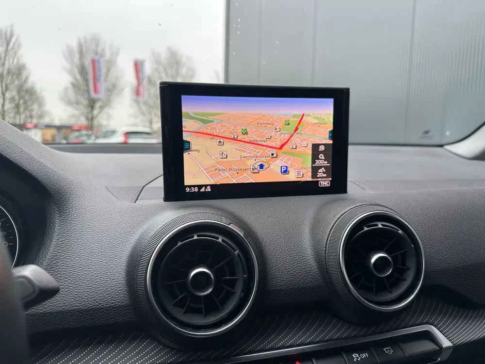 Audi Q2 35 TFSI epic uit 2020, foto 17