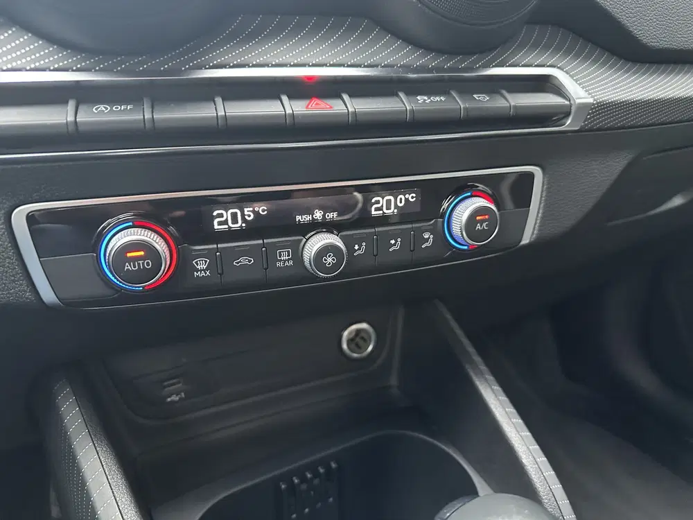 Audi Q2 35 TFSI epic uit 2020, foto 19