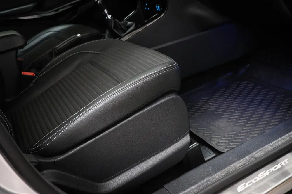 Ford EcoSport 1.0 EcoBoost Titanium uit 2019, foto 12