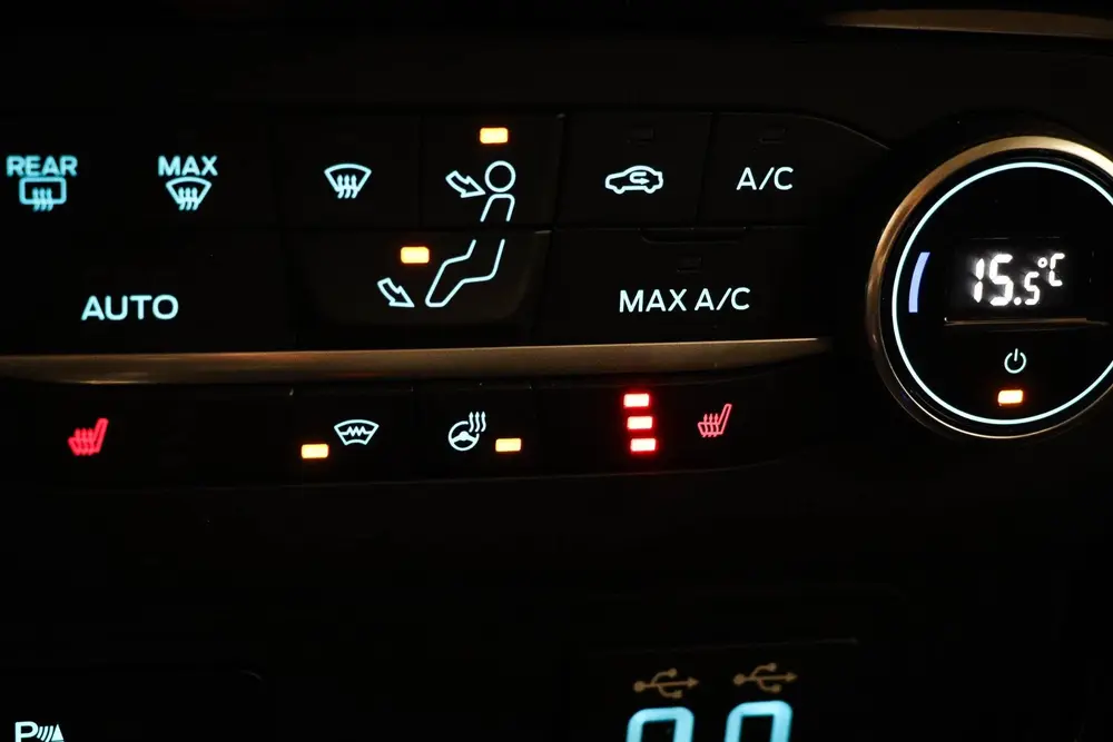 Ford EcoSport 1.0 EcoBoost Titanium uit 2019, foto 6